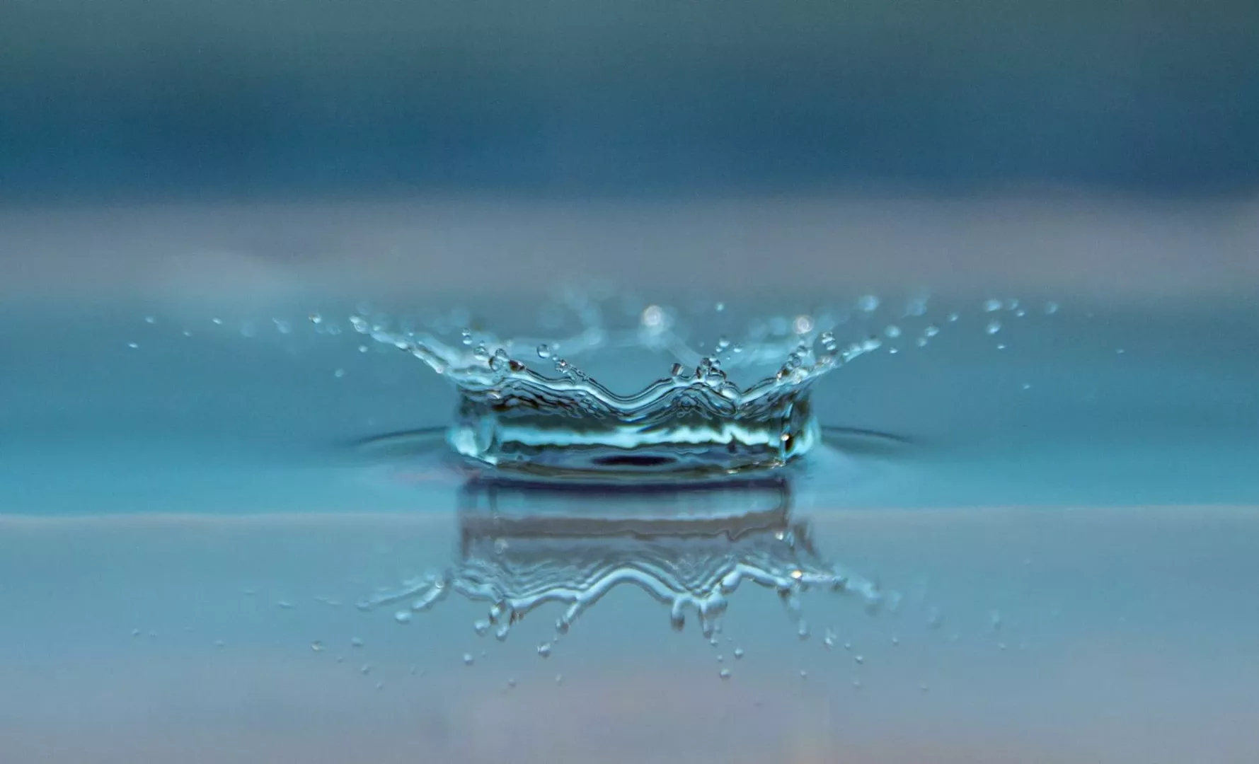 water droplet in shallow photo